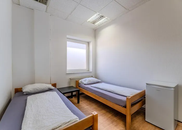 Hostal K 357 - Staffboarding - Personal- Und Monteurzimmervermietung Und Vermittlung In Und Umgebung *