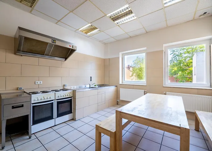 Hostal K 357 - Staffboarding - Personal- Und Monteurzimmervermietung Und Vermittlung In Und Umgebung *