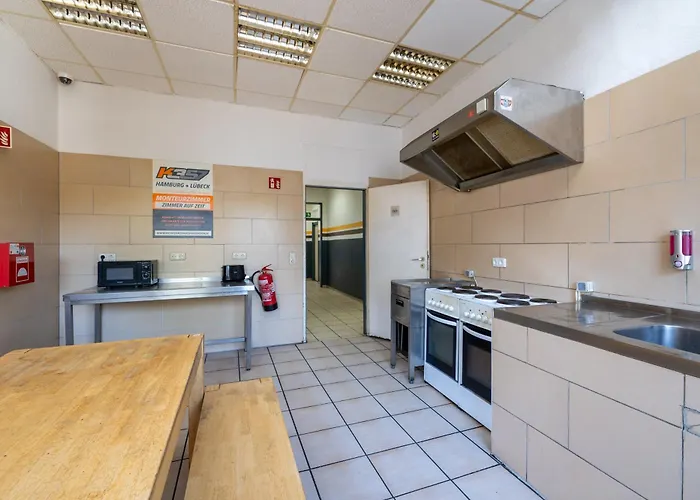 K 357 - Staffboarding - Personal- Und Monteurzimmervermietung Und Vermittlung In Und Umgebung * Hamburgo