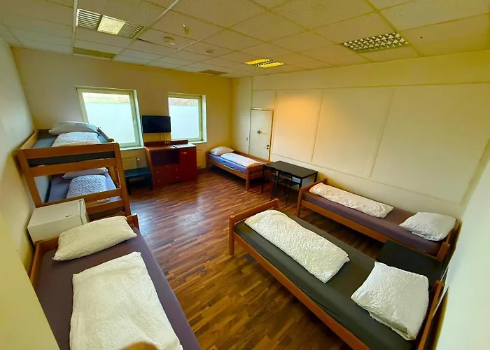 Hostal K 357 - Staffboarding - Personal- Und Monteurzimmervermietung Und Vermittlung In Und Umgebung *
