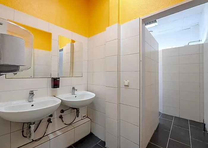 Hostal K 357 - Staffboarding - Personal- Und Monteurzimmervermietung Und Vermittlung In Und Umgebung