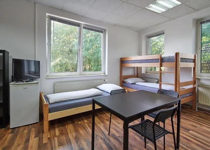 Hostal K 357 - Staffboarding - Personal- Und Monteurzimmervermietung Und Vermittlung In Und Umgebung *