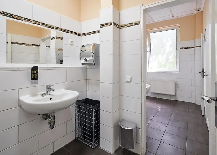Hostal K 357 - Staffboarding - Personal- Und Monteurzimmervermietung Und Vermittlung In Und Umgebung *